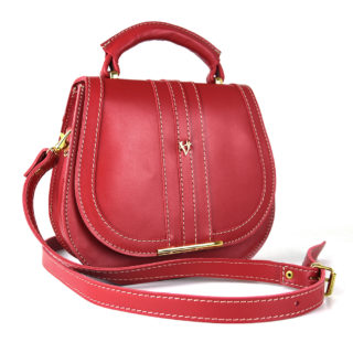 Módna kožená kabelka v červenej farbe